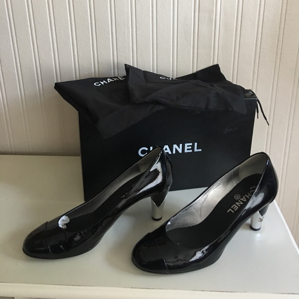 Chanel High heels